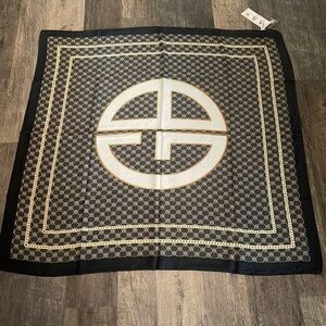 Giani Bernini lovely scarf 🧣